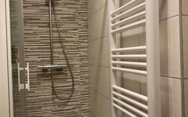 Great 8-pax ski-in ski-out apartment in Tignes Val Claret