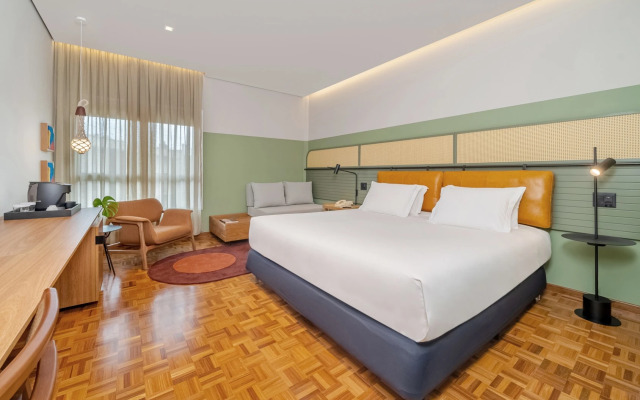 Almenat Embu das Artes, Tapestry Collection by Hilton