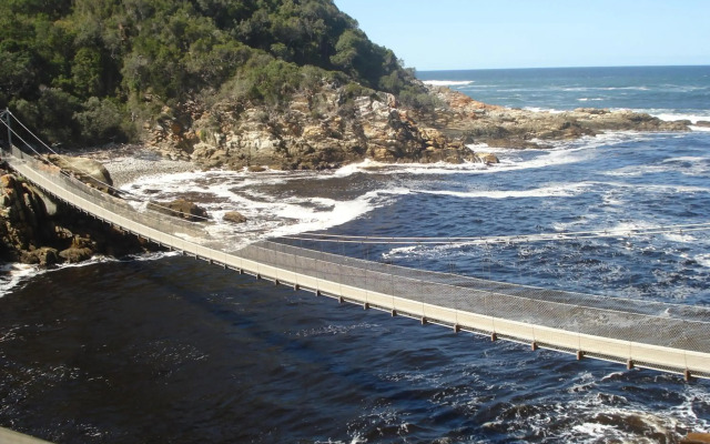 Storms River Guest Lodge