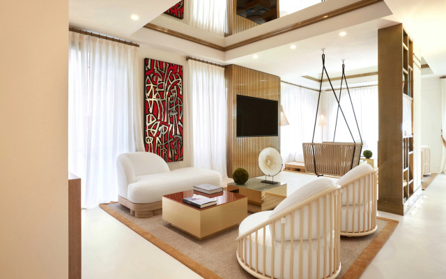 Eight Hotel Paraggi