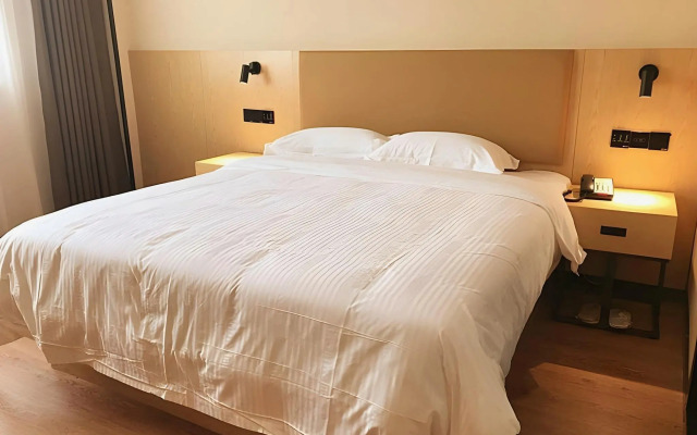 GreenTree Inn Express Yingtan Yujiang Railway Station