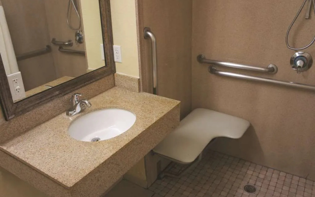 La Quinta Inn & Suites Albuquerque Midtown