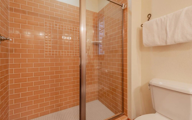 Cabins at Mammoth Lakes