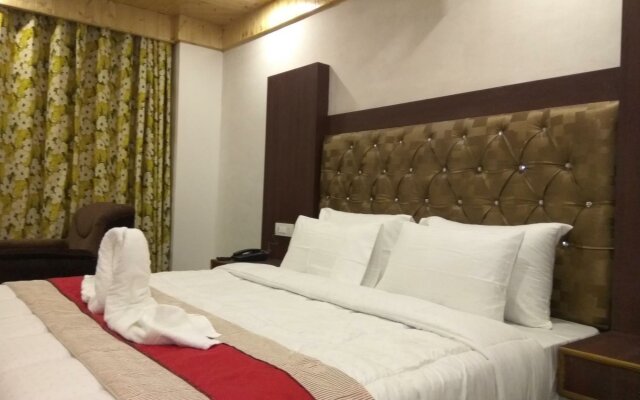 Hotel Manali Grand