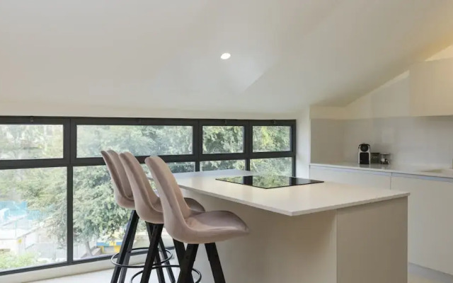 The Pearl of Nachlaot Apartments