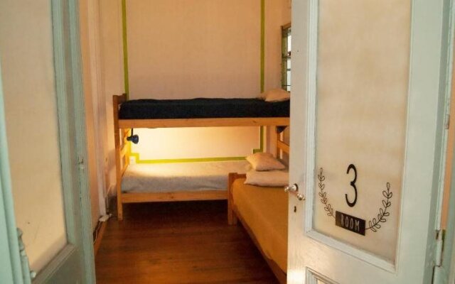 83 Rosario Hostel