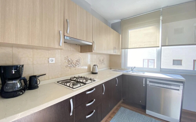 Missafir Sleek Flat With Balcony on Bagdat Street