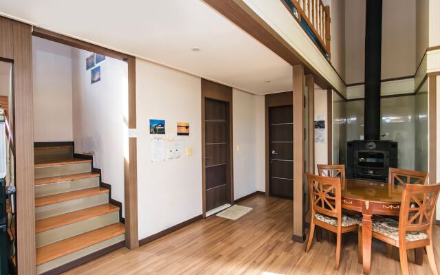 Seosan Travel & Dream Pension