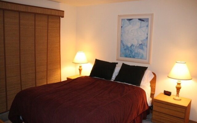 Fairway Village Condominiums