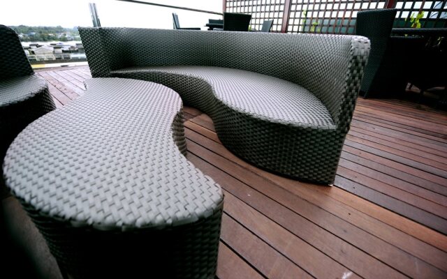 Hock Lee Hotel & Residences