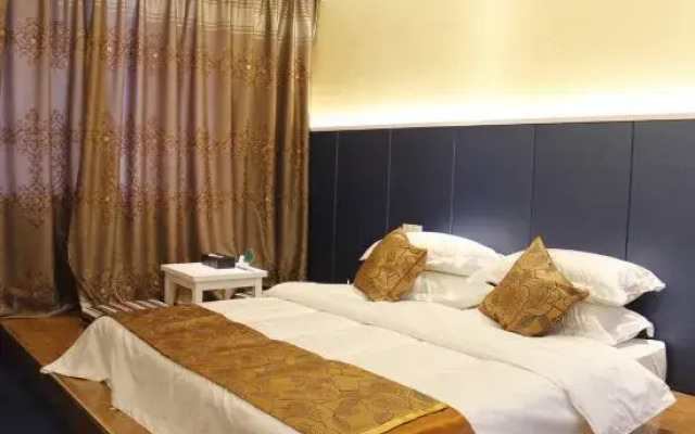 Huamei Business Hotel