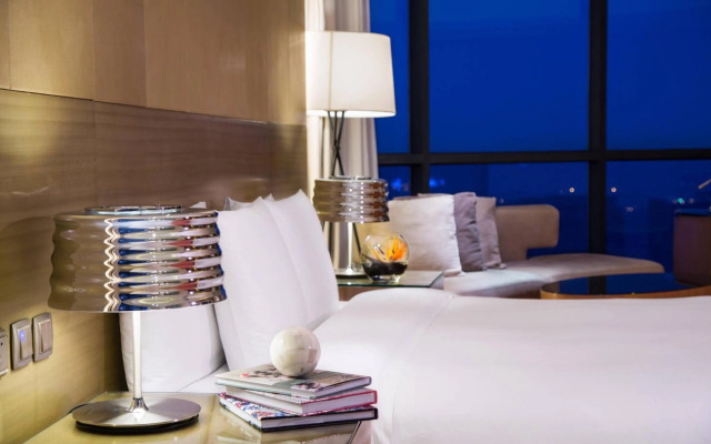 Renaissance Chengdu Hotel