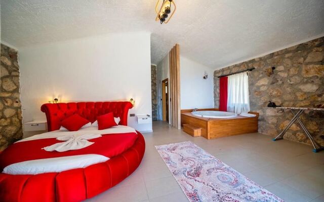 Honeymoon Villa With Private Pool