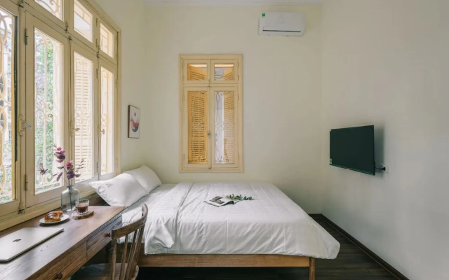 UNIQUE Creative Apartment w ROOFTOP Garden