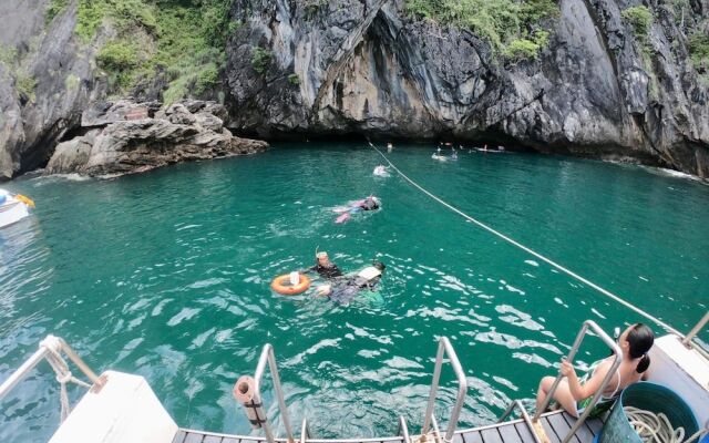 Blue Lagoon Home Trang