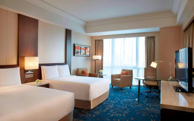 Shanghai Marriott Hotel Pudong East – Guest Rooms – Shanghai