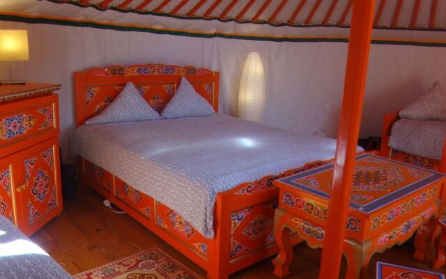 Nomade Lodge - Yourtes
