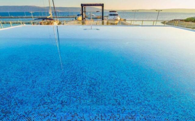 Studio Apartment Marina Mel Novi Vinodolski