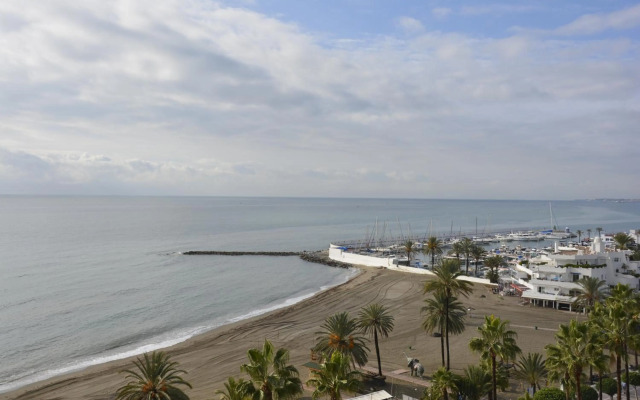 Apartamentos Mediterraneo