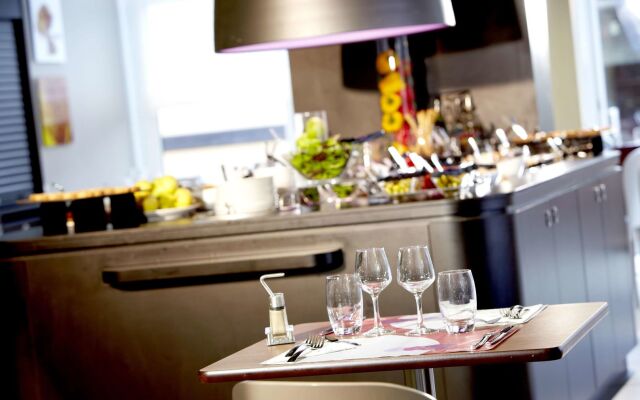 Campanile NATURE - Bordeaux Lac