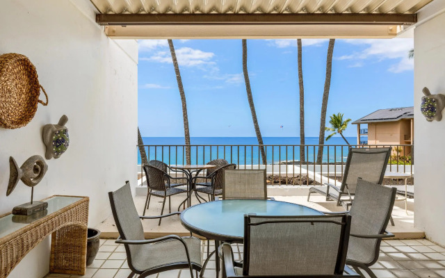 Royal Sea Cliff Kona by OUTRIGGER
