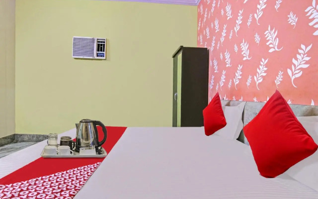 OYO Flagship 70265 Hotel Decent Stay