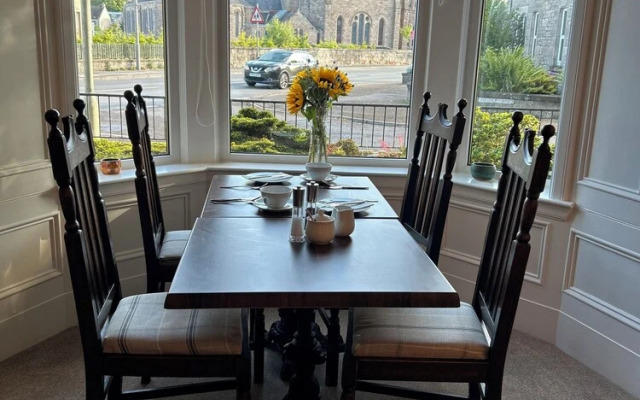 Glen Lyon Lodge Bed & Breakfast