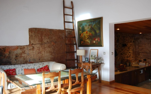 Casa De Doña Maria Valdelarco