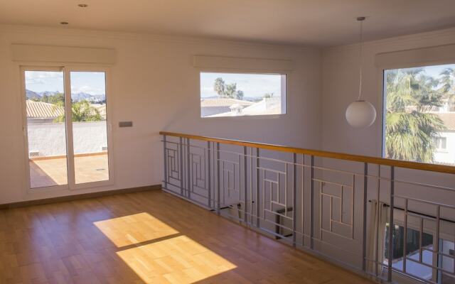 071 Villa Alqueries