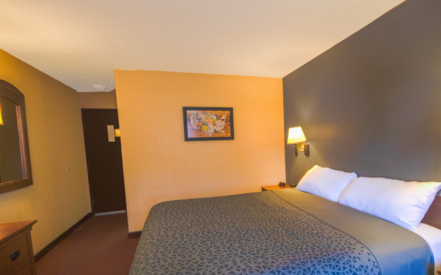 Econo Lodge Junction City I-70 Near Fort Riley