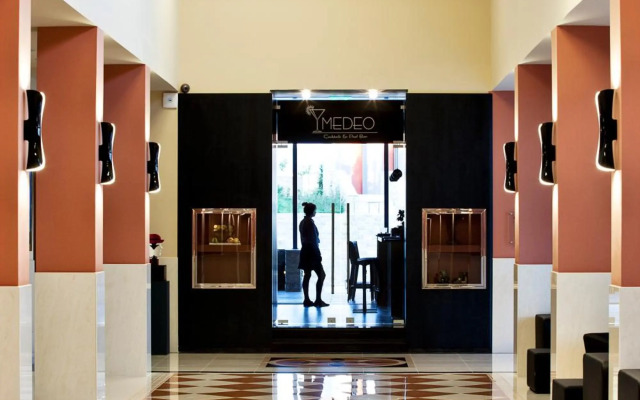 Apollonion Asterias Resort and Spa