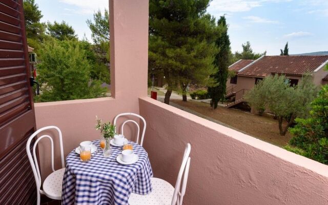 Apartments Medena Budget