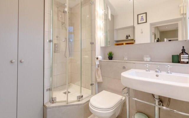 Elegant 1BD Flat in the Heart of Notting Hill!