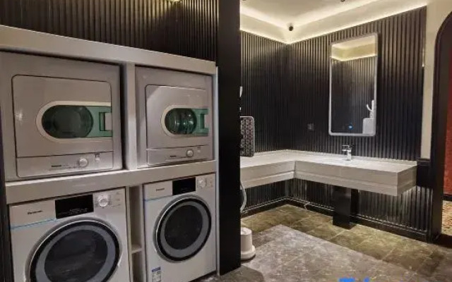 Unique Hotel (Changsha Wuyi Square Shuyuan Road Branch)