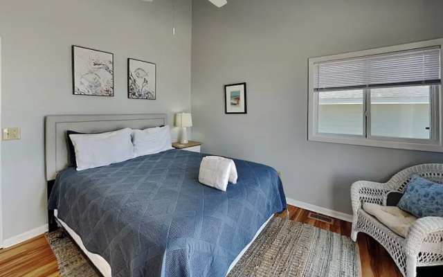 Hicks by Topsail Realty