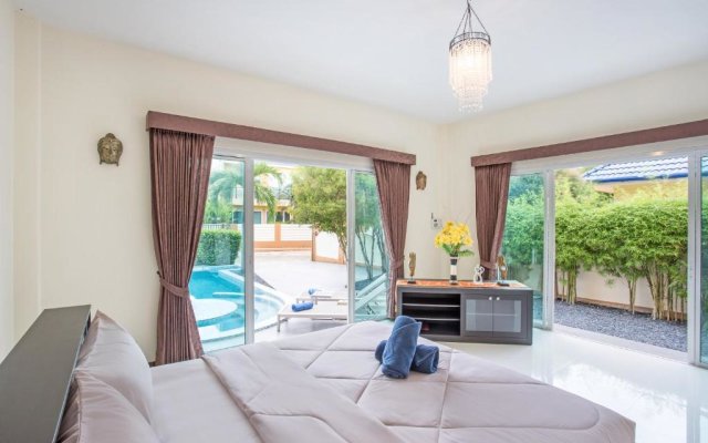 Lovely Pool Villa Platinum near Nai Harn