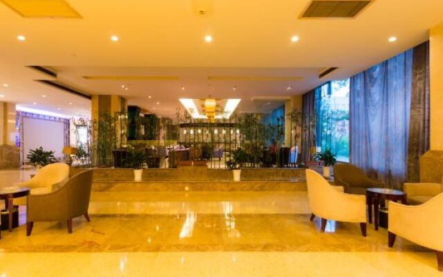 Wannian Shennong Maison New Century Hotel