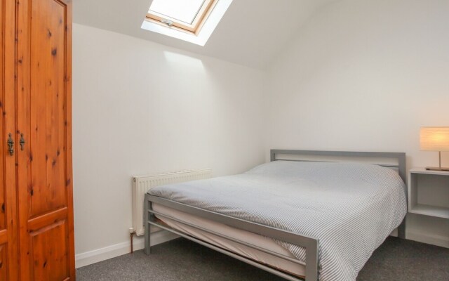 Belfast Budget Maldon Court 20