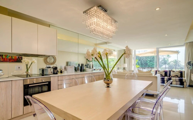 Elegant Apartment at the Waterclub Amani Views