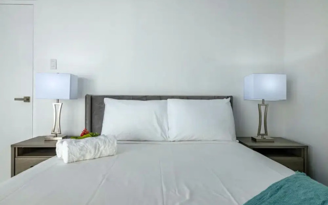 NEW 5BR Villa w Privatepool 3min to Eagle Beach