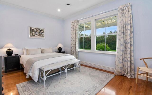 Botham's Beauty - Blenheim Holiday Home