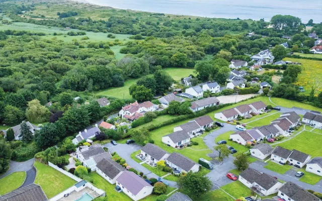 Bayview 61 - 2 Bedroom - Bayview Oxwich