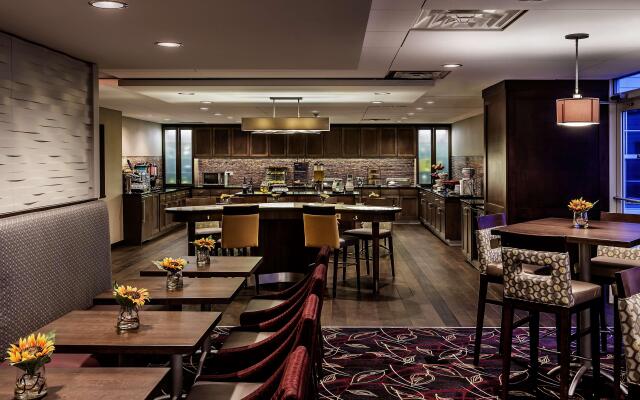 Homewood Suites by Hilton Buffalo Airport