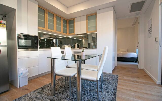F03-darling Harbour 1 BDR APT