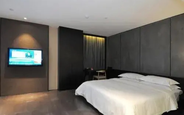 MINI Hotel