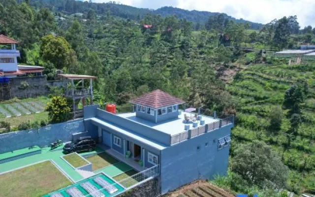 4 BR Villa Casa De Valley View Lembang with Billiard, Karaoke & Mountain View – Outside – Parompong