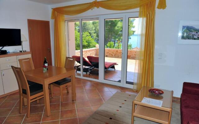 Apartments Nautilus-Bay 210, 211