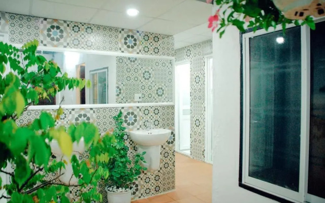 Winna Airport Hostel Da Nang