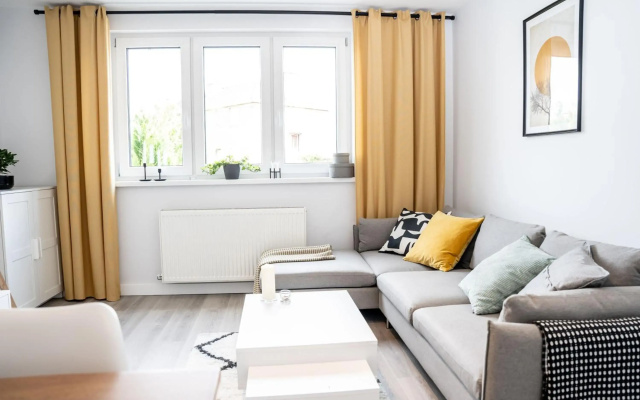 Luxurious Apartment with South facing Garden
