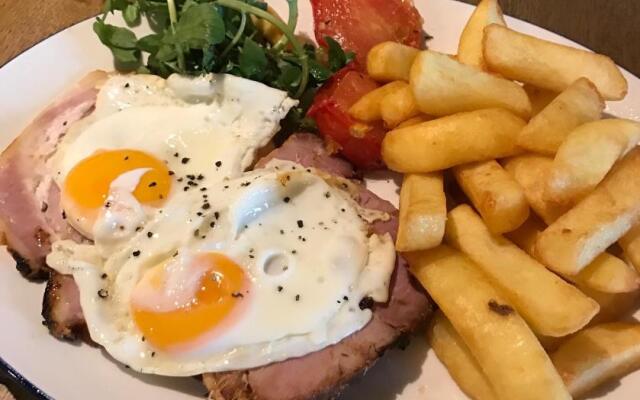 The Red Lion Inn & Restaurant